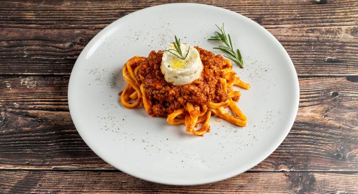 Montesoprano sul naviglio food and drinks