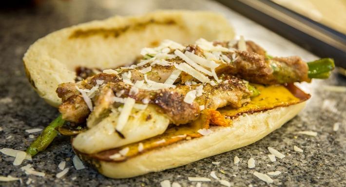 Cosi Ri Capricciu - Piazza Lampada della Fraternità