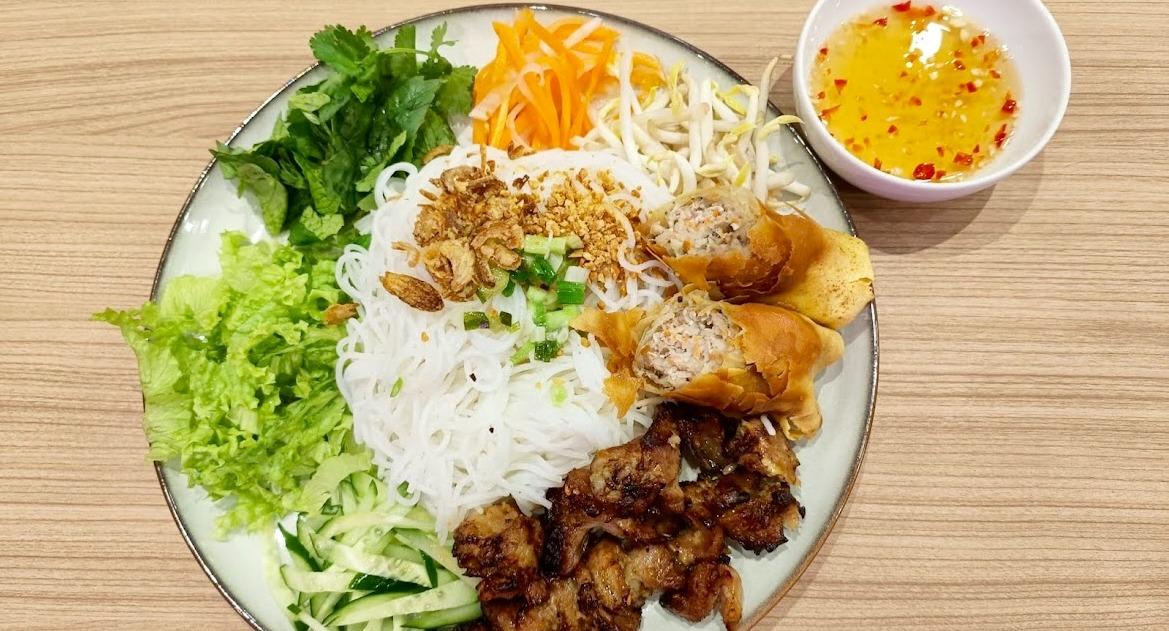 Saigon Legend - West Coast Plaza photo 4