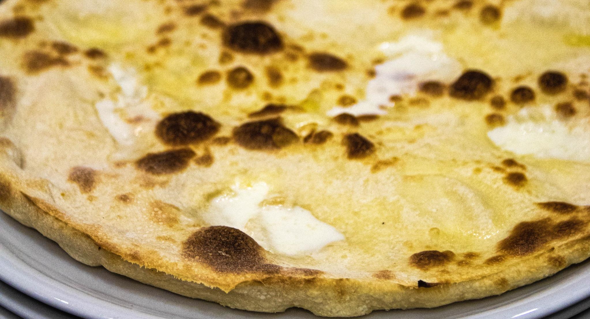 Basil Lounge Bar con Cucina e Pizzeria photo 2