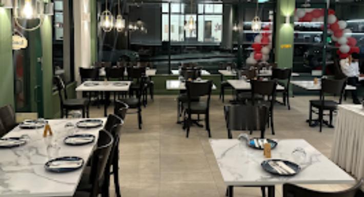 Lahore 2 Delhi Indian Pakistani Restaurant photo 3