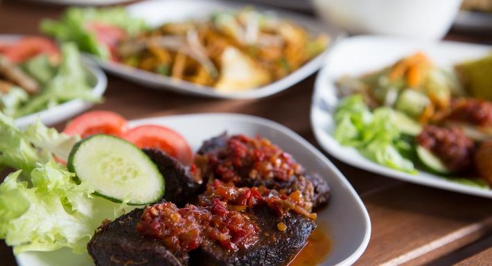 Batavia Corner photo 4