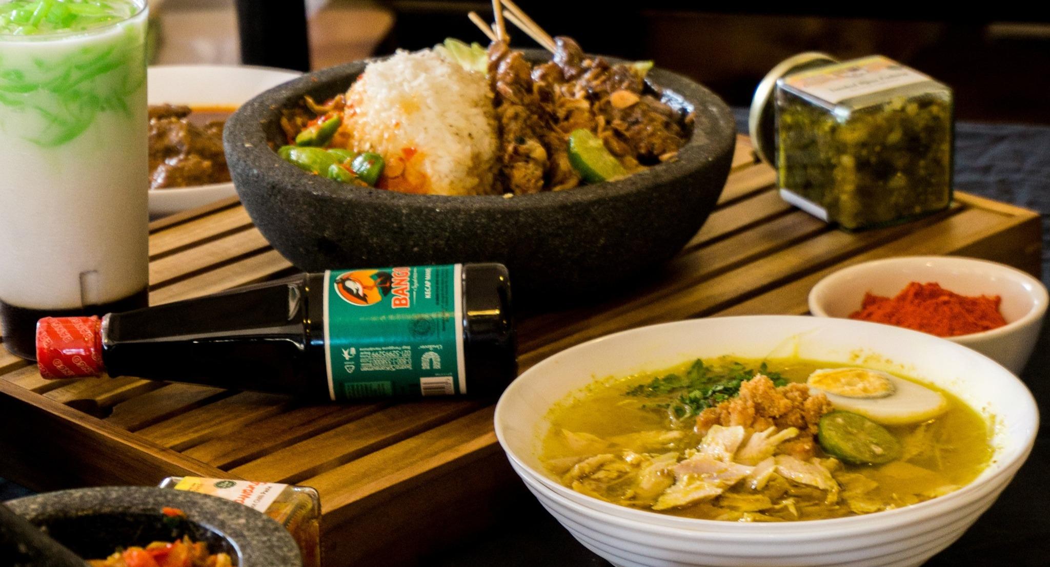 Batavia Corner photo 2