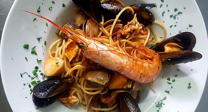 Nuovo Tre Corone Ristorante Pizzeria