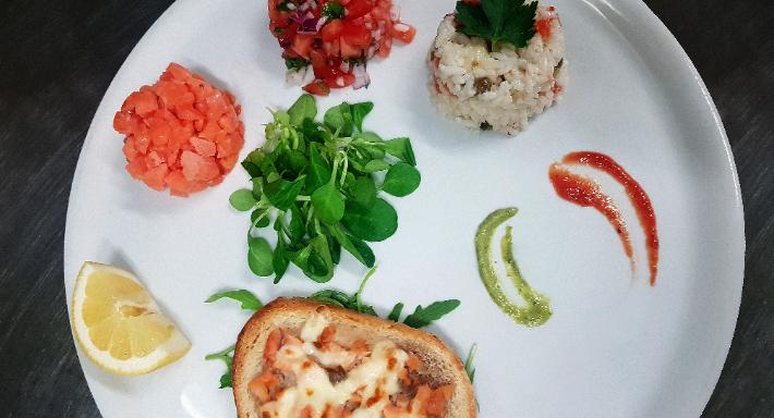 Nuovo Tre Corone Ristorante Pizzeria photo 2