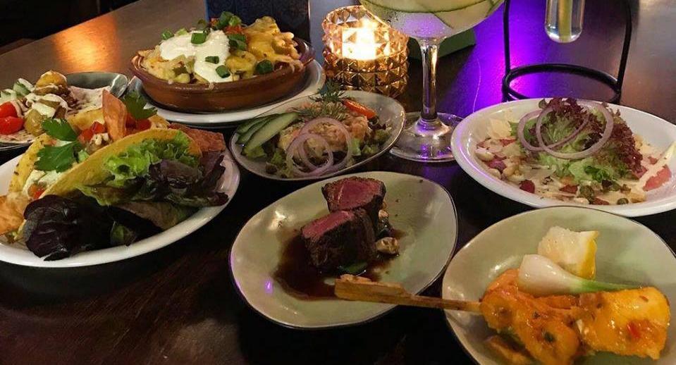 Emiclaer's Bistro 'n Lounge photo 3