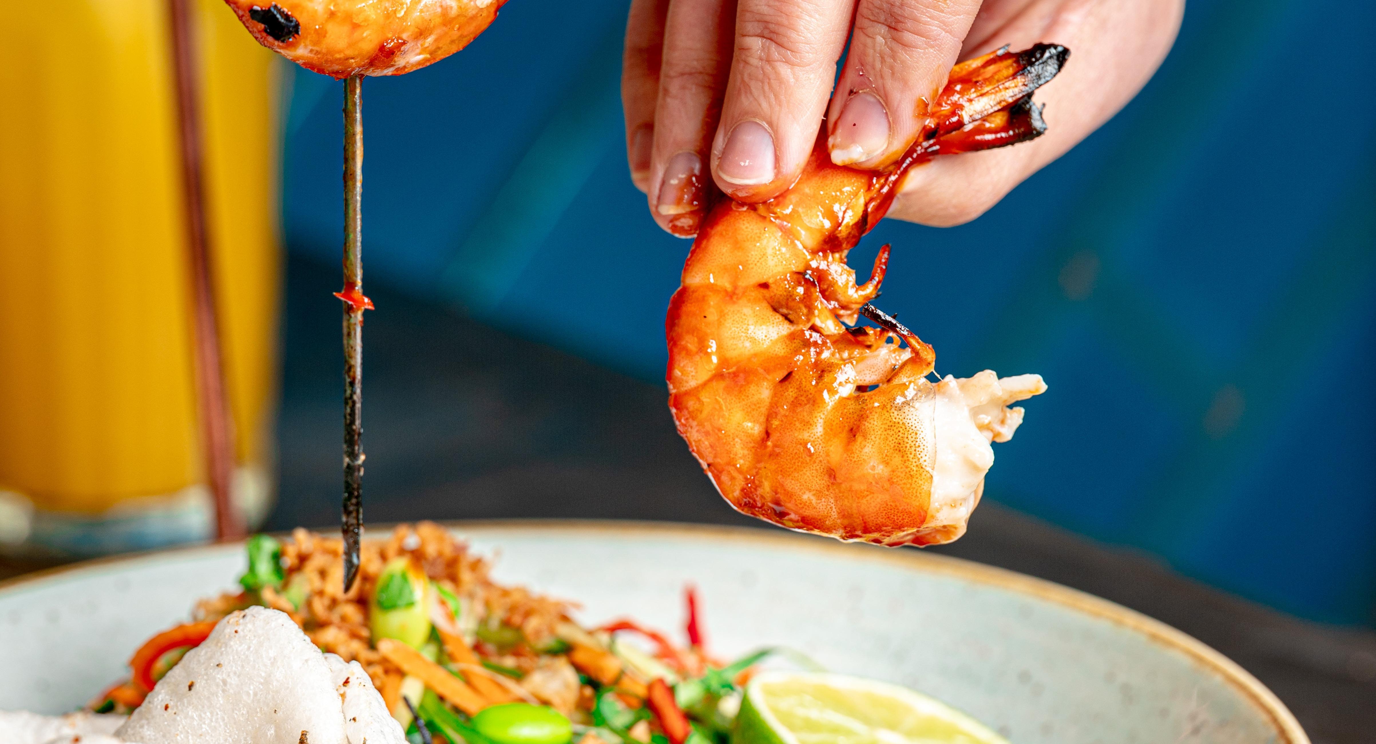 Giraffe - Victoria photo 4