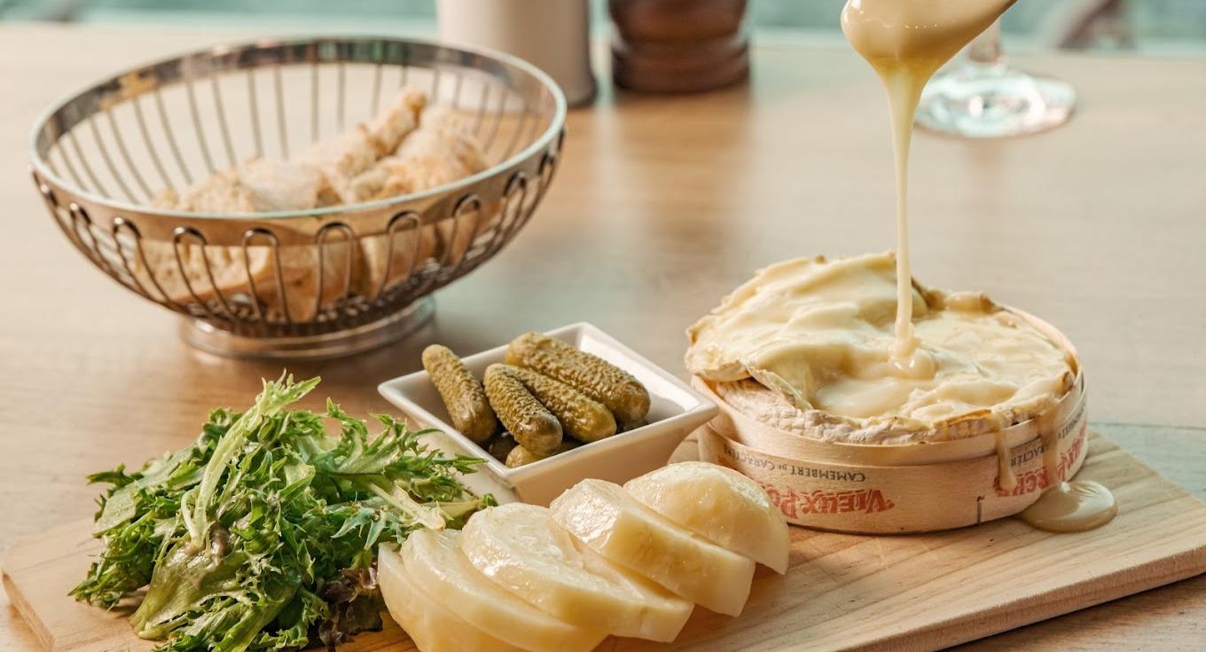 L’Entrecôte the Steak and Fries Bistro - River Valley photo 3