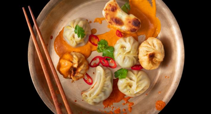 8848 Momo House Town Hall photo 2