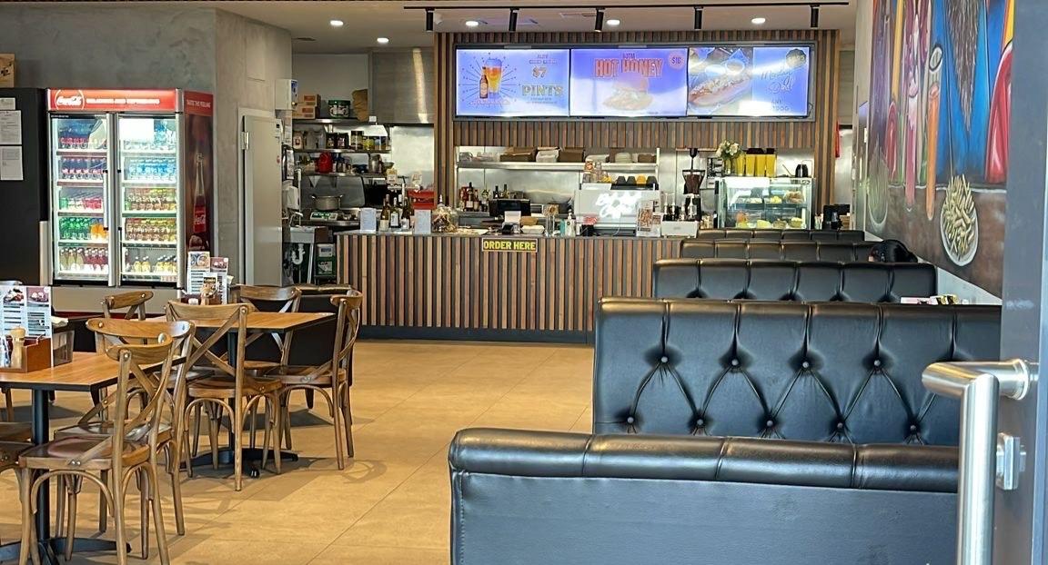 Flames Burgers & Grill (Roselea Shopping Centre) photo 2