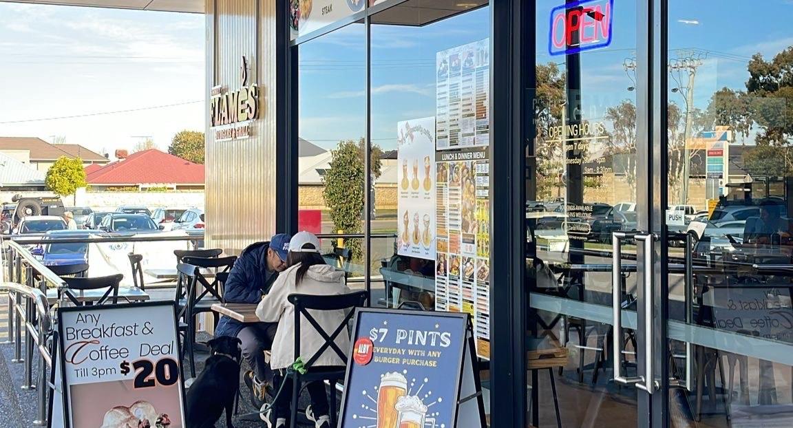 Flames Burgers & Grill (Roselea Shopping Centre) photo 4