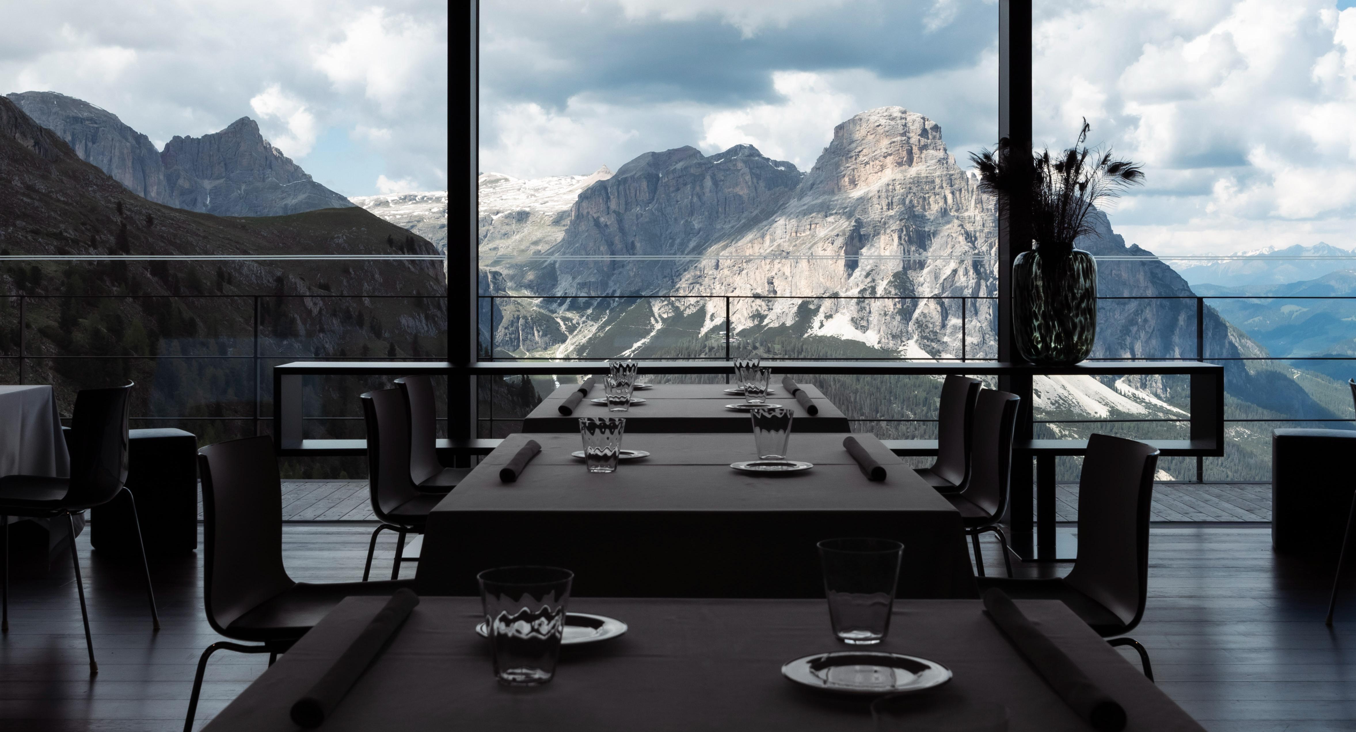 KELINA Fine Dine at Piz Boé Alpine Lounge