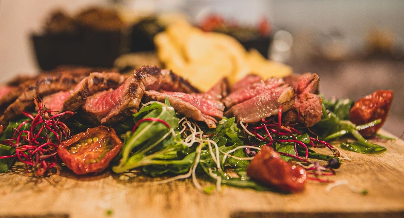 Star Pub Holy Burger