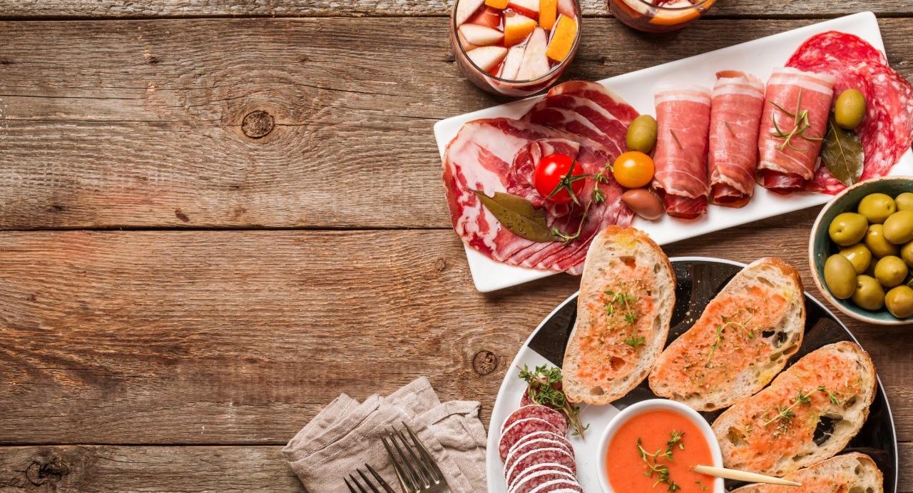 Castillo Tapas y Steaks photo 2