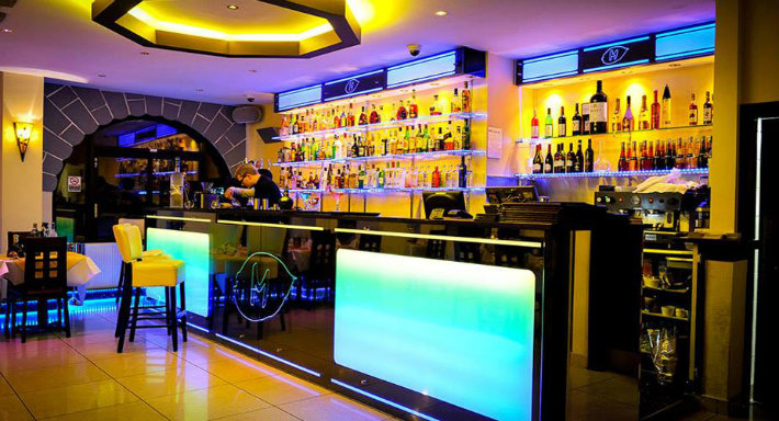 Manjal Indian Restaurant - Marsh Wall photo 3