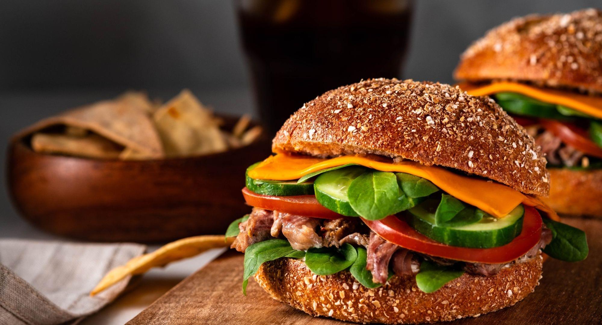 Miki Burgers photo 2