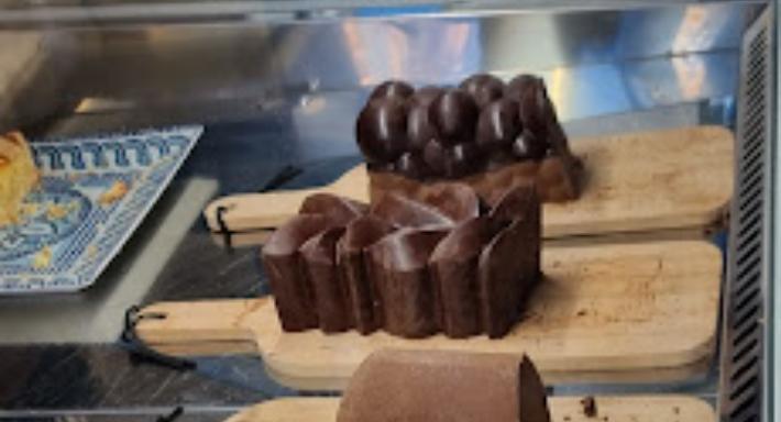 Almas Luxury Food & Drink photo 4